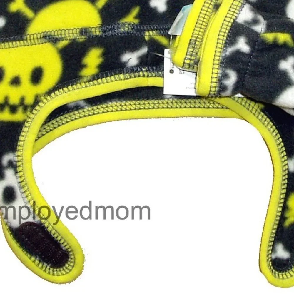 Skulls Hat Mittens Set Beanie Warm Winter Boys Girls CrossBones Cap Baby Fleece